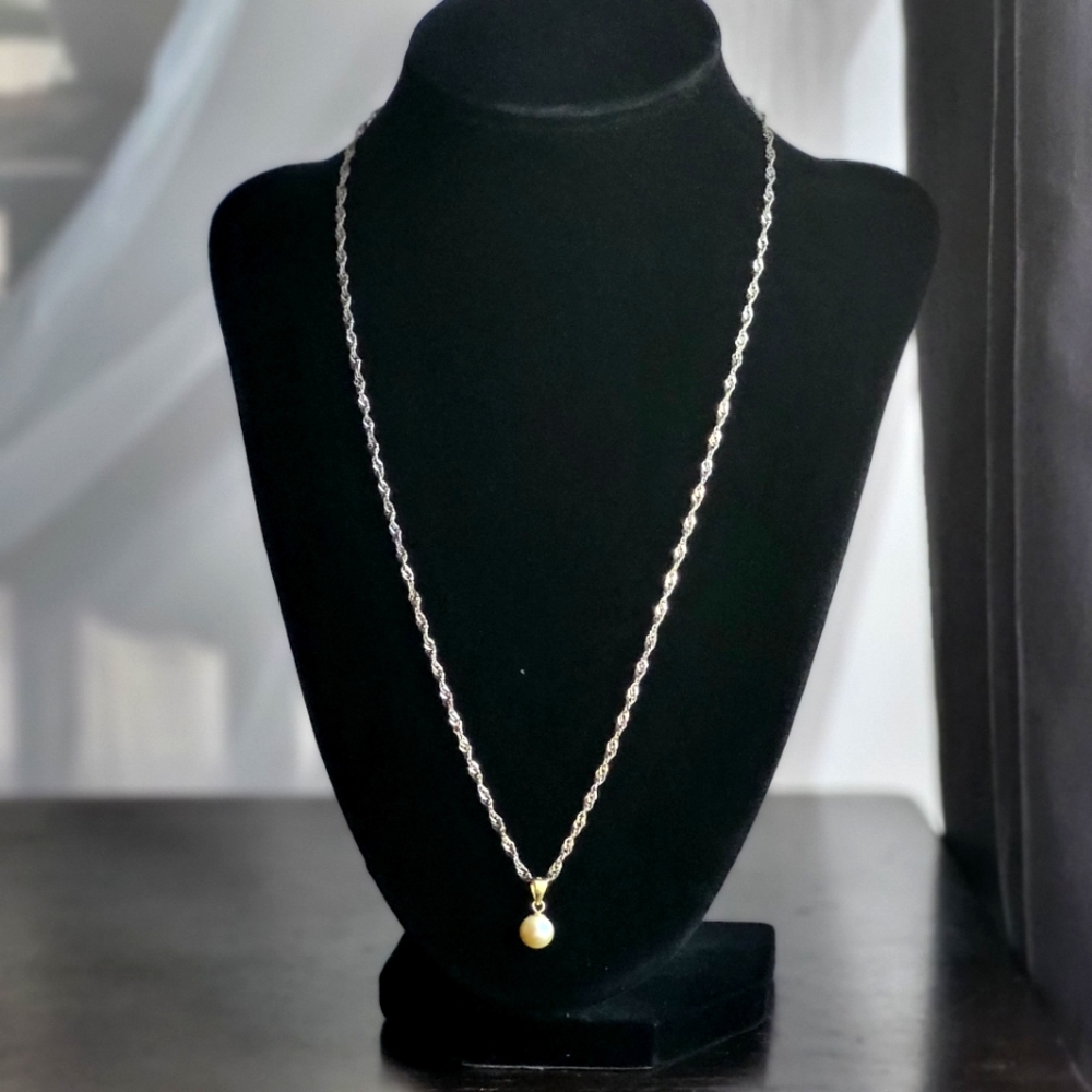 925 golden chain with natural pearl pendant